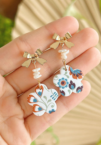 Retro Whisper Blooms - Ribbons with Pearls (Floral)