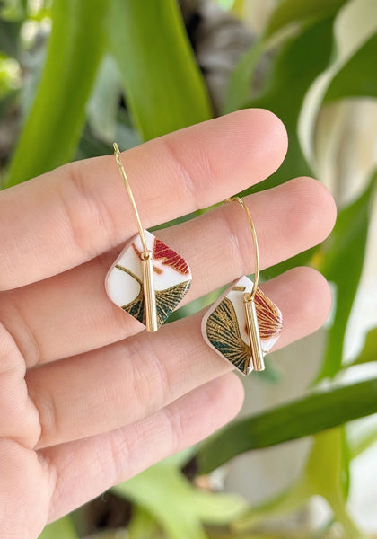 Festive Ginkgo Leaves - Pointed Leaf Hoops with Gold Bar