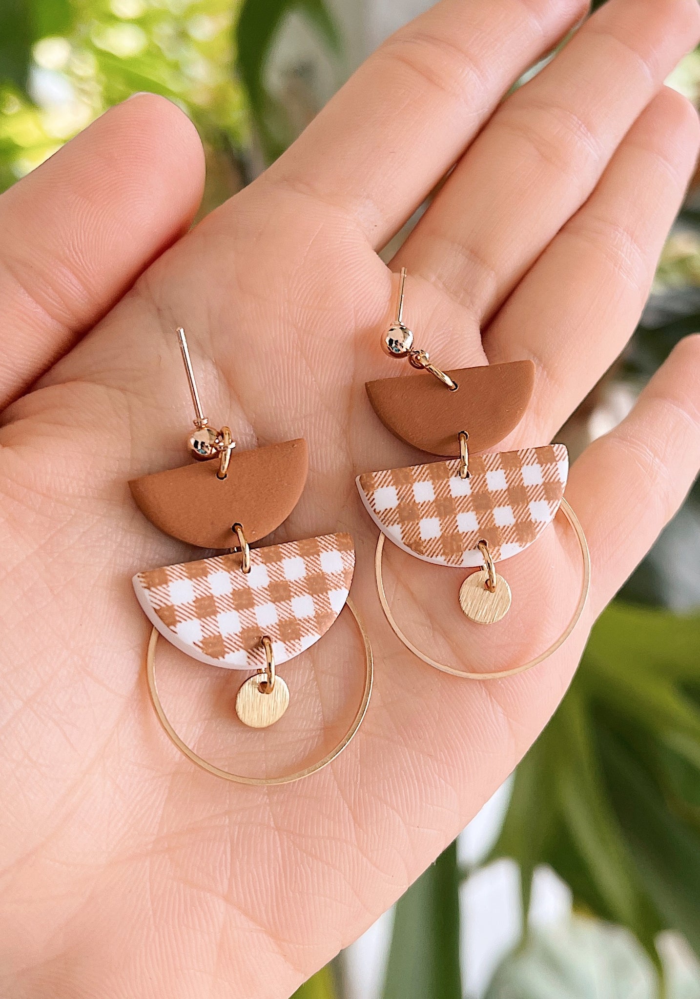 Caramel Plaid - Semi Circle with Hoops and Coins